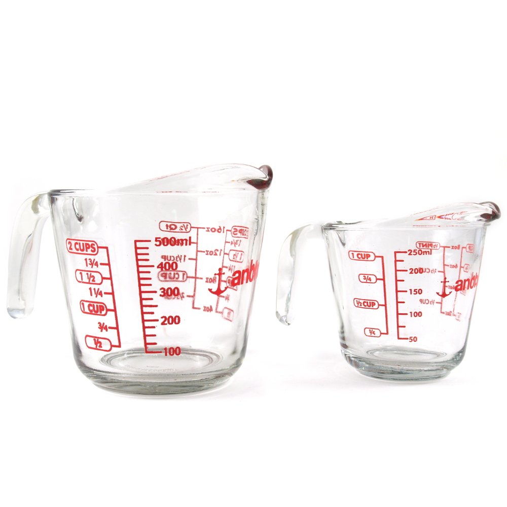 Anchor Hocking 8 oz and 16 oz glass measuring cups comparison 